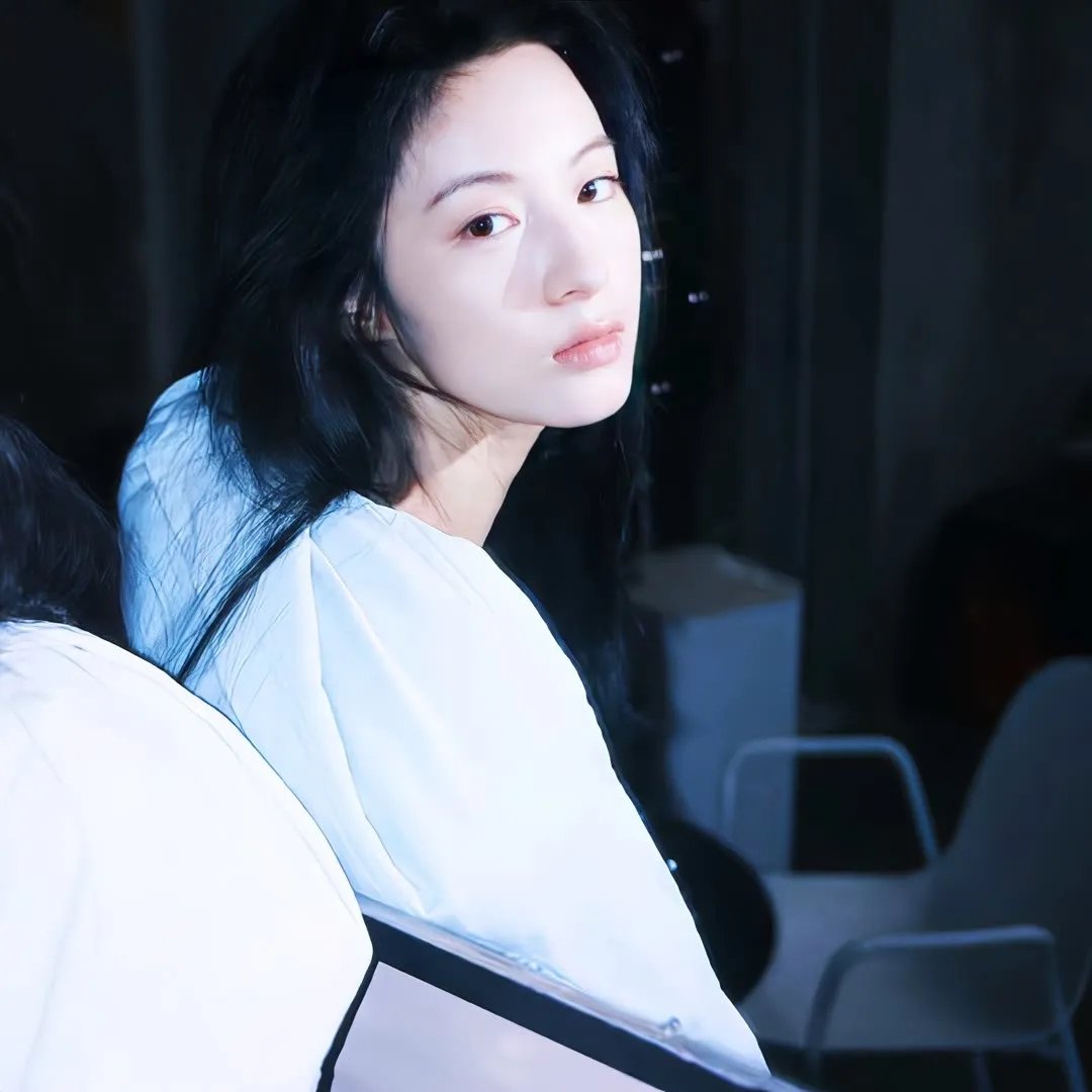 春满巴里岛 海报